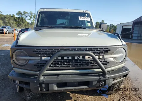 2022 Ford Bronco Base from USA, damaged, VIN 1FMEE5DP7NLB62298